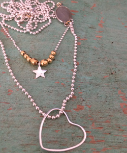Kugelkette Sterlingsilber (100cm) mit verschiedenen Anhängern und einem Achat.